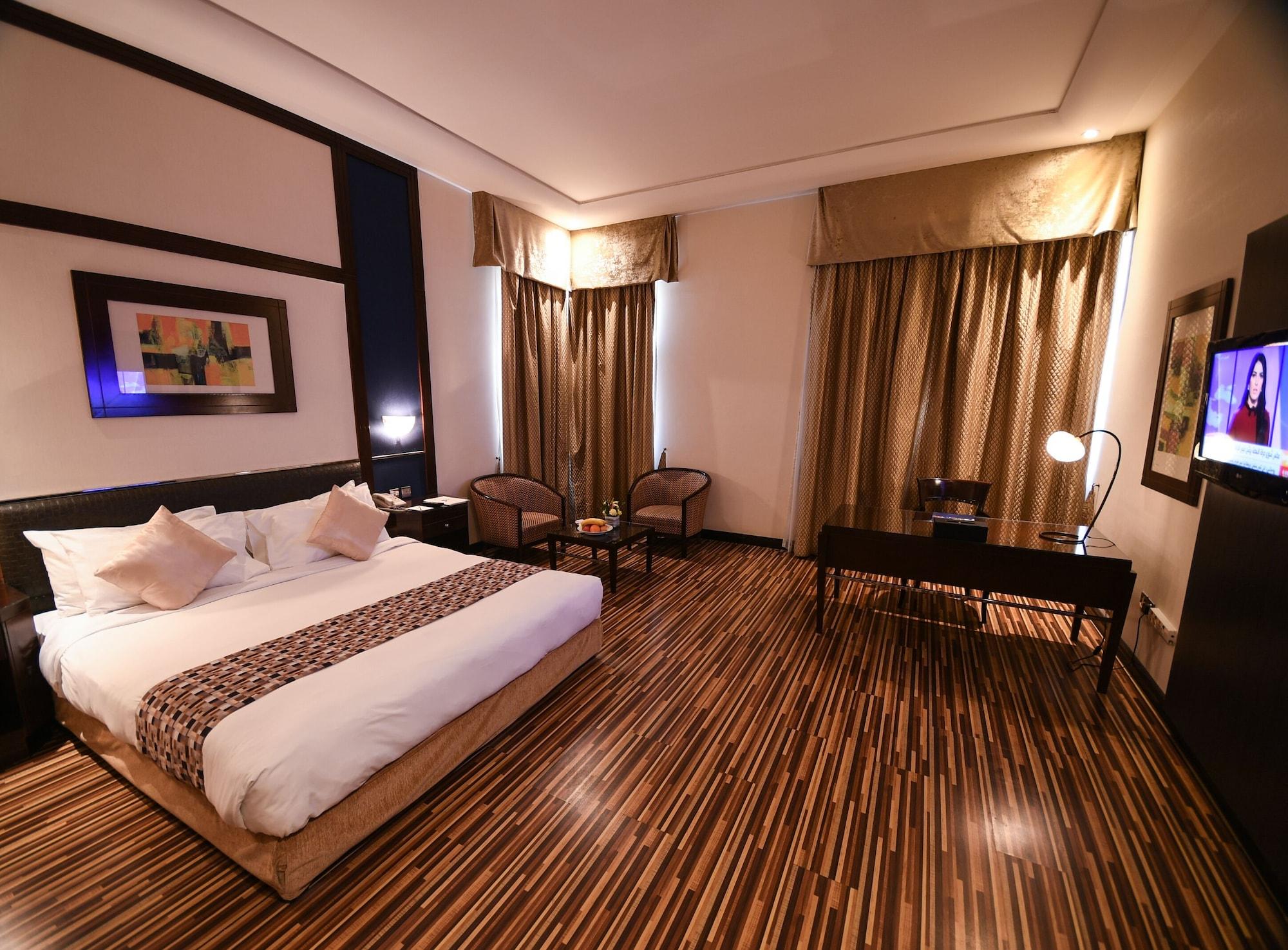 The Juffair Grand Hotel Manama Exterior foto