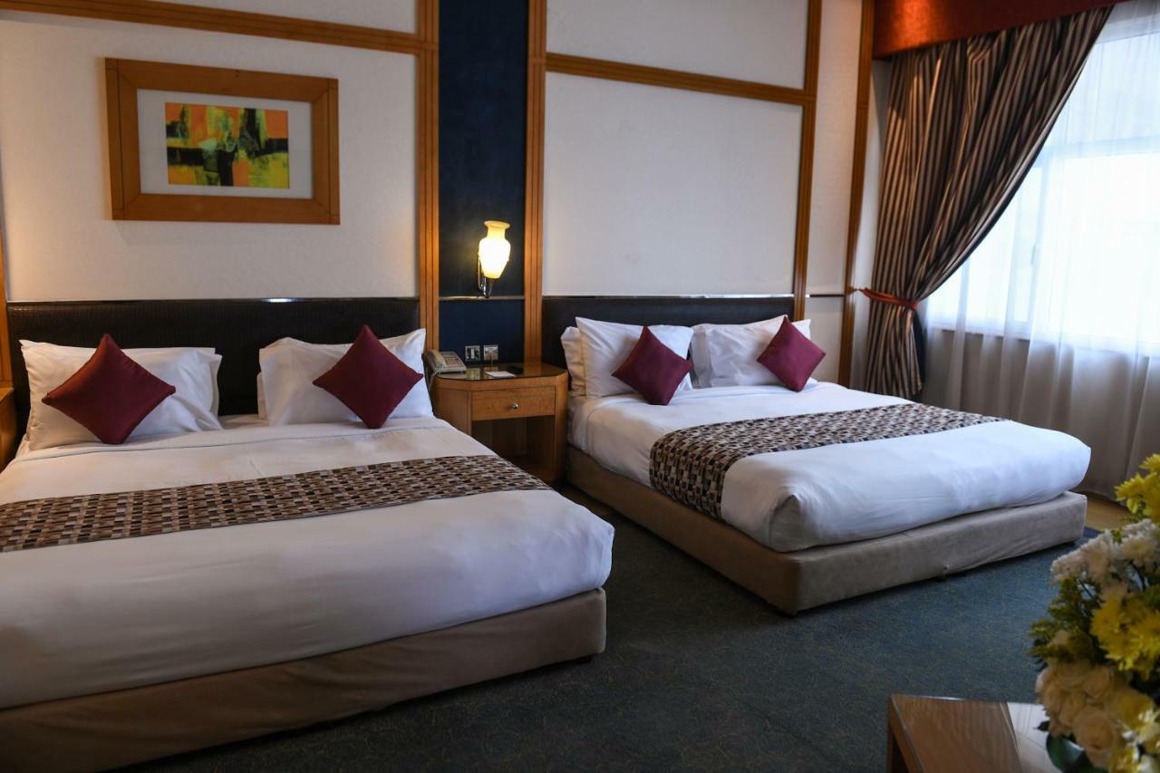 The Juffair Grand Hotel Manama Exterior foto